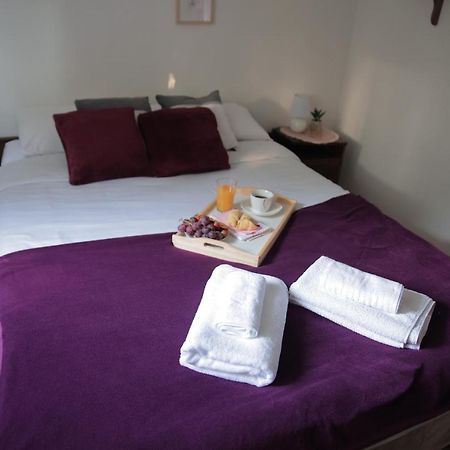 Apartment Amigo Sirova Katalena Екстер'єр фото